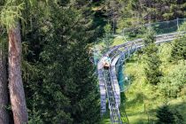 Alpine Coaster - Imst - Tirol - Bilder - Du fährst mit der UALM-Bahn hinauf und dann mit dem Alpine Coaster wieder zurück. • © alpintreff.de - Christian Schön