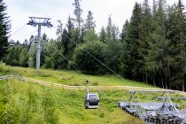 Muttereralmbahn - Mutters - Region Innsbruck - Bilder - Die Bahn ist im Sommer und im Winter in Betrieb. Im Sommer gibt es auf der Muttereralm ein schönes Wandergebiet und viel Spaß für die Kiddies. Vor allem ist sie im Sommer als Zubringerbahn für die Biker im Bikepark Innsbruck-Muttereralm im Einsatz.  • © alpintreff.de - Christian Schön