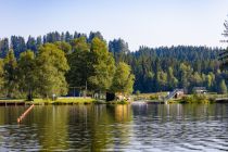 Das Freibad am Schwarzsee in Kitzbühel. • © alpintreff.de - Silke Schön