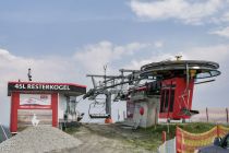 Die Bergstation der 4er Sesselbahn Resterkogel liegt direkt an der Panoramabahn. • © alpintreff.de / christian schön