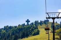 Die Sesselbahn Buchensteinwand führt Dich hinauf zum weltbekannten Jakobskreuz. • © alpintreff.de - Silke Schön