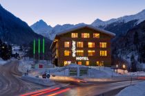 Das Explorer Sporthotel liegt in Gaschurn im Montafon. • © Explorer Hotels