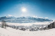 Winterpanorama von Piesendorf. • © Harry Liebmann
