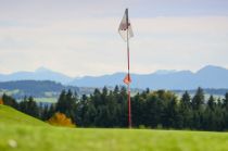 Golfen mit Aussicht in Scheidegg. • © Scheidegg-Tourismus