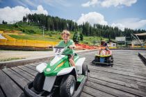 Die Mini Elektro-Pistenflitzer sind ein Riesenspaß für die Kids. • © Region Villach Tourismus GmbH, Martin Hoffmann