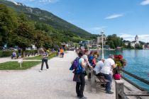 Viel Platz am Schiffsanleger in St. Wolfgang an der Schafbergbahn. • © alpintreff.de / christian schön