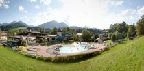 Das Aubad in Fieberbrunn hat sowohl ein Freibad als auch ein Hallenbad.  • © Kitzbüheler Alpen, PillerseeTal