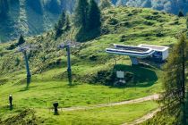 Bergstation der Sesselbahn Lärchfilzen im Sommer • © alpintreff.de / christian schön