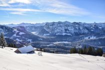 Blick von Baumgarten im Bregenzerwald. • © Bregenzerwald Tourismus, Michael Meusburger