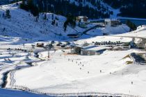 Winterlicher Blick auf die Talstation der DreiSeenBahn in Kühtai. • © alpintreff.de / christian schön