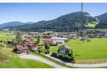 Blick auf Flachau aus dem Sessellift Star-Jet 1.  • © Flachau Tourismus, Christian Fischbacher