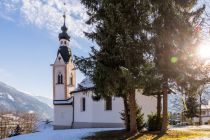 Fügen im Zillertal winterlich angeschneit. • © Tirol Werbung, Michael Grössinger