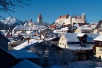 Über den Dächern von Füssen im Winter. • © Füssen Tourismus und Marketing / www.guenterstandl.de