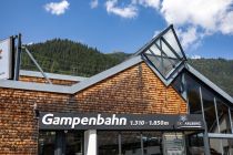 Von der Gampenbahn schaffen wir es irgendwie seit geraumer Zeit nicht, ein ordentliches Foto zu schießen. Aber wir werden nicht aufgeben. Versprochen. So lange bleibt das hier jetzt drin. • © alpintreff.de / christian schön