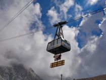 Gletscherbahn vom Zugspitzgipfel auf das Zugspitzplatt • © alpintreff.de / christian schön