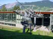 Talstation der Golmerbahn II mit alten Gondeln. • © alpintreff.de / christian schön