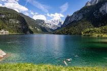 Der Vordere Gosausee mit Blick auf den Dachstein. • © alpintreff.de / christian schön