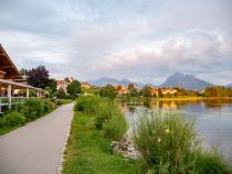 Die Uferpromande in Hopfen am See.  • © alpintreff.de - Christian Schön