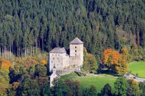 Die Burg Kaprun im Herbst: Kultur & Geschichte im Salzburger Land • © Zell am See-Kaprun Tourismus