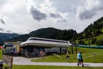 Talstation der Kaserebenbahn - Angertal im Sommer. Die Bahn ist nur an wenigen Tagen im Sommer in Betrieb. Am besten vorher bereits informieren. • © alpintreff.de / christian schön