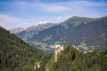 Die Burg Berneck im Kaunertal. • © TVB Tiroler Oberland Kaunertal, Severin Wegener