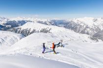 Das Skigebiet Sonnenkopf-Klostertal mit seiner beeindruckenden Weitsicht. • © Klostertal Tourismus, Alex Kaiser