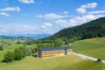Die Lage an der Alpspitzbahn in Nesselwang garantiert en perfekten Start für Wander- und Biketouren. © Explorer Hotels Die Lage an der Alpspitzbahn in Nesselwang garantiert en perfekten Start für Wander- und Biketouren. © Explorer Hotels