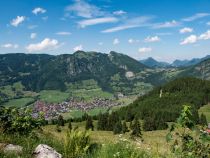 Oberallgäu - Blick auf Bad Hindelang und Oberjoch • © alpintreff.de / christian schön