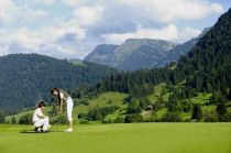 Golf spielen in Oberstaufen. • © Oberstaufen Tourismus
