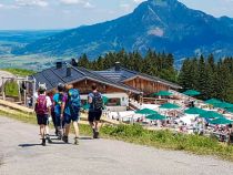 Die Weltcup-Hütte in Ofterschwang.  • © Eine Userin aus unserer facebook-Gruppe "Urlaub im Allgäu"