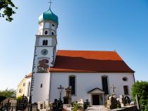 Pfarrkirche St. Georg in Wasserburg am Bodensee • © alpintreff.de / christian schön