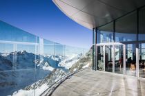 Die Aussicht vom Café 3.440.  • © TVB Pitztal, Robert Maybach