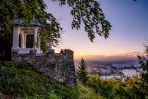 Der Aussichtspunkt Hohe Gloriette oberhalb vom Wörthersee. • © Wörthersee Tourismus, Petra Nestelbacher