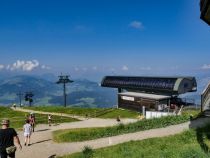 Die Salvenbahn II führt als zweite Sektion von Hopfgarten auf die Hohe Salve. © alpintreff.de / christian schön Die Salvenbahn II führt als zweite Sektion von Hopfgarten auf die Hohe Salve. © alpintreff.de / christian schön