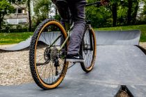 Der Pumptrack liegt in der Goethesiedlung. • © Stadt Salzburg / Wildbild