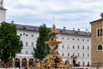 Der Residenzbrunnen in Salzburg. • © alpintreff.de - Christian Schön