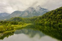 Der Schwansee bei Schwangau. • © www.loc-hoang-photography.de