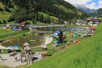 Die schöne Badesee-Anlage in See im Paznaun. • © TVB Paznaun - Ischgl