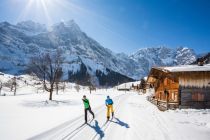 Abwechslungsreiche Loipen mit einzigartigen Naturerlebnissen in der Silberregion Karwendel. • © TVB Silberregion Karwendel