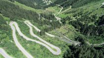 Die Serpentinen der Silvretta Hochalpenstraße. • © TVB Paznaun - Ischgl