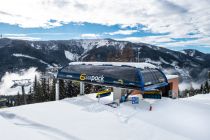 Die Mooslehenbahn oder auch Sixpack Mooslehen genannt, ersetzte im Winter 2021/22 eine Doppelsesselbahn. © Bergbahnen Filzmoos Die Mooslehenbahn oder auch Sixpack Mooslehen genannt, ersetzte im Winter 2021/22 eine Doppelsesselbahn. © Bergbahnen Filzmoos