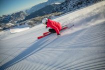 Skifahren im Pillerseetal.  • © Kitzbüheler Alpen Marketing / Mirja Geh