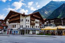 Das Hotel Mittagskogel im Pitztal. • © alpintreff.de - Christian Schön