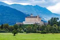 Das Schloss Trautenfels. • © alpintreff.de - Christian Schön