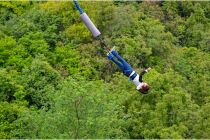 Bungy-Jumping von der Jauntalbrücke in Kärnten ist recht adrenalinlastig  (Symbolbild). • © pixabay.com / Mike Foster (436750)