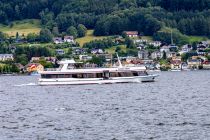 Die MS Karl Eder ist auf dem Traunsee unterwegs. • © alpintreff.de - Christian Schön