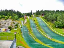 Die Villacher Alpenarena mit den Skisprung-Schanzen. • © alpintreff.de - Christian Schön