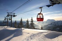 Die Gondelbahn bringt Dich hinauf ins Skigebiet. • © Steinplatte Waidring