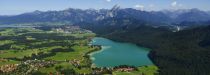 Perfekt eingebettet ins Allgäu ist der Weißensee. © Füssen Tourismus und Marketing / www.arw-design.de Perfekt eingebettet ins Allgäu ist der Weißensee. © Füssen Tourismus und Marketing / www.arw-design.de