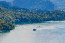 Ein Schiff auf dem Wolfgangsee. • © alpintreff.de - Christian Schön